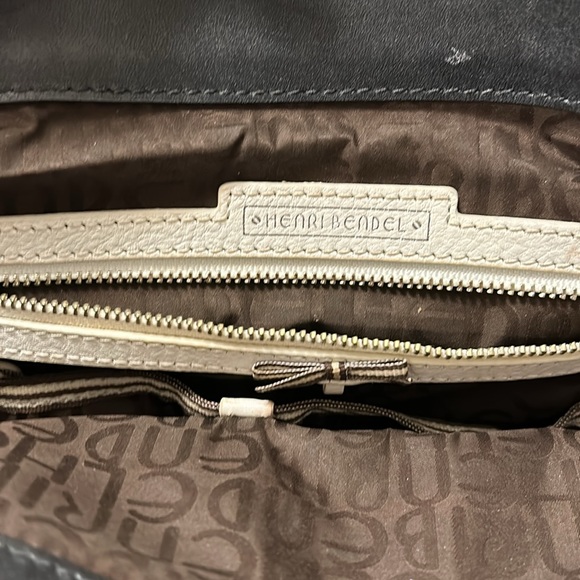 Henri Bendel Carlyle Satchel Croco/Suede - Picture 4 of 4